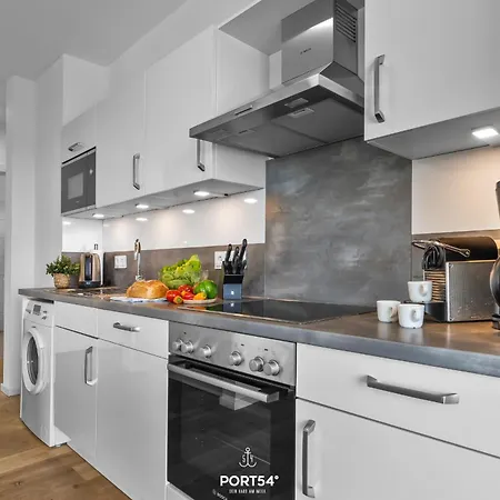 Seascape, App 15 * Olpenitz